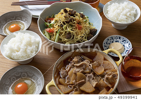 ラーメンサラダと、豚肉と大根の煮物 49399941