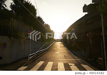 高速道路　夕景 49414382