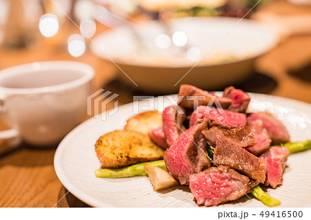 牛肉 ビーフ 食べ物 49416500