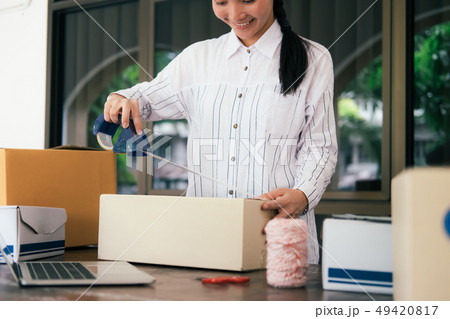 Online small business owner. 49420817