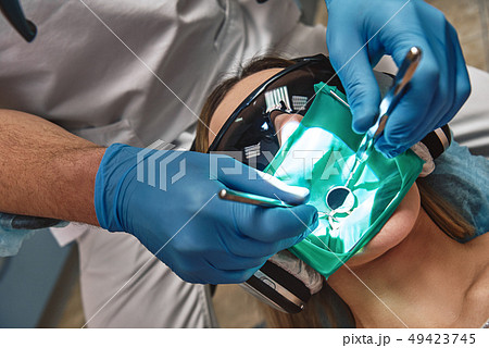 We bring smiles to life. Dental treatment using the Rubber Dam system We bring smiles to life. Dental treatment using the Rubber Dam system 49423745