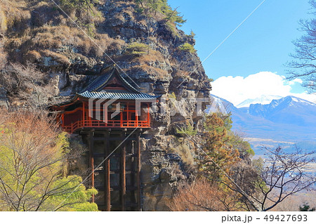 【長野県】布引観音と浅間山 【長野県】布引観音と浅間山 49427693