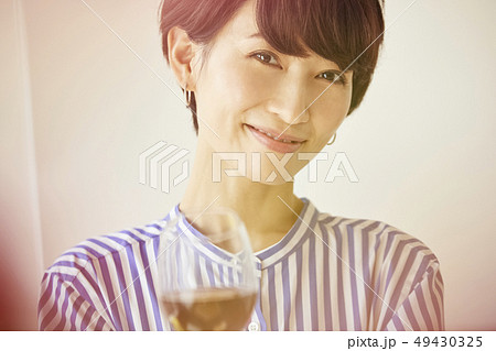 女性　ライフスタイル 49430325