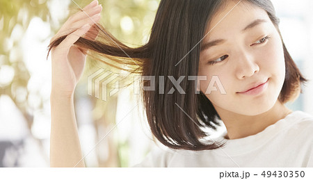 女性 ビューティー ヘアケア 女性 ビューティー ヘアケア 49430350
