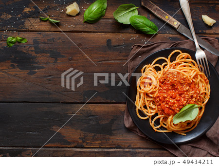 Spaghetti pasta with bolognese sauce 49434211
