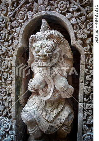 Statue in Puri Saren Palace, Ubud, Bali, Indonesia Statue in Puri Saren Palace, Ubud, Bali, Indonesia 49435331