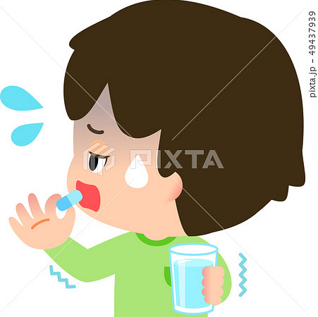 薬を飲む具合が悪そうな男の子のイラスト素材