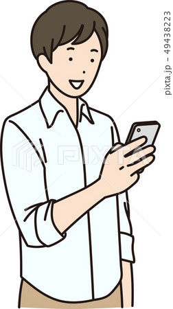 スマホを使う若い男性 49438223