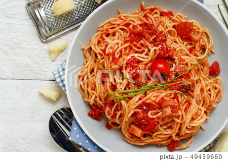 Spaghetti alla amatriciana 49439660