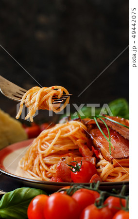Spaghetti alla amatriciana Spaghetti alla amatriciana 49442075