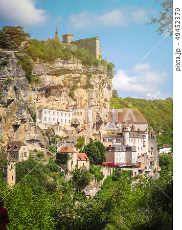 Rocamadour village perched on a cliff, France Rocamadour village perched on a cliff, France 49452379