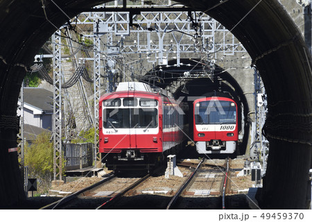 三浦半島 【京浜急行800形】 連続トンネル区間 49459370