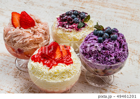 アジアのかき氷 Shaved ice that Asian fruit アジアのかき氷 Shaved ice that Asian fruit 49461201