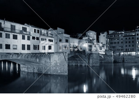 Florence Ponte Vecchio night view 49462280