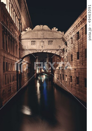 Bridge of Sighs at night 49463091