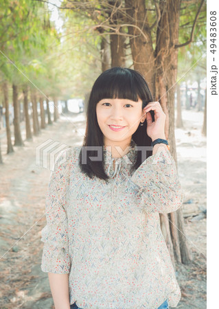 女性 女の人 女 49483608