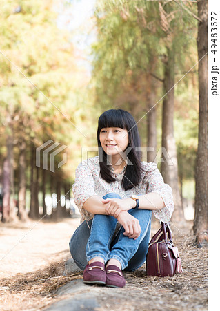 女性 女の人 女 49483672