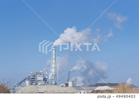 火力発電所 バイオマス発電 電力 青空 エコ 火力発電所 バイオマス発電 電力 青空 エコ 49490403