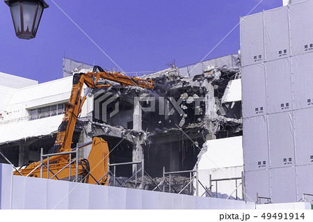 岡山ビブレ解体工事　大型建築物の解体工事 49491914