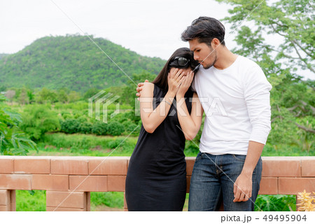 The unhappy couple of man and woman. The unhappy couple of man and woman. 49495904