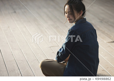 女性 ポートレート 女性 ポートレート 49498862