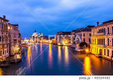 Grand Canal and Basilica Santa Maria della Salute Grand Canal and Basilica Santa Maria della Salute 49504485