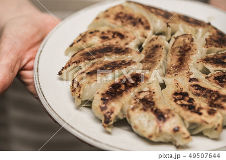 【焼き餃子】 49507644