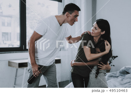 Alcoholism Grief for Family . Drunk Husband . 49510463