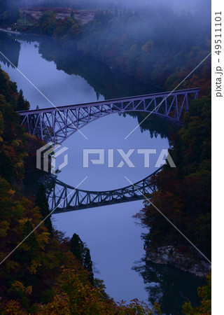 鉄道の旅　只見線　第一只見川橋梁　早朝 49511101