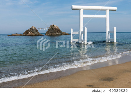 桜井二見ヶ浦の夫婦岩 桜井二見ヶ浦の夫婦岩 49526326