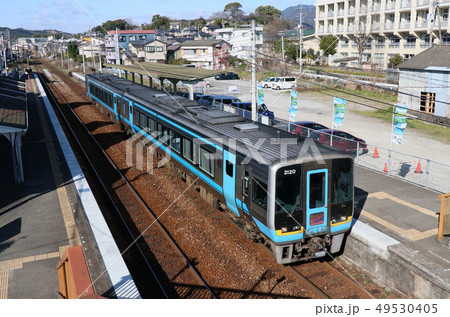 土讃線の特急「南風」 49530405