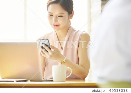 女性 ビジネス 女性 ビジネス 49533058