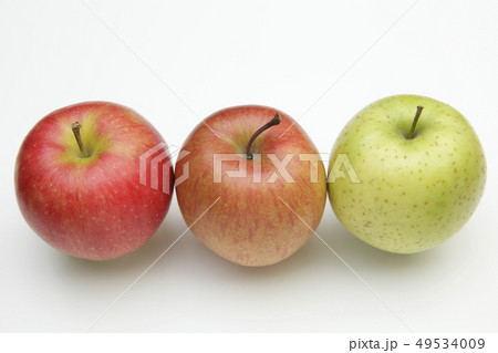 リンゴ三種 49534009