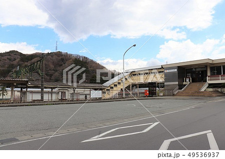 JR御殿場線の駿河小山駅前 49536937