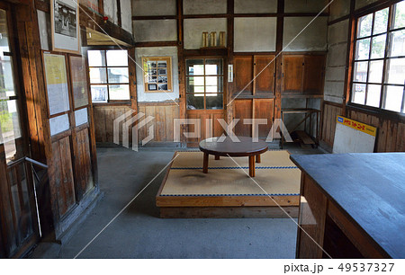 山形鉄道フラワー長井線 木造駅舎 西大塚駅 山形鉄道フラワー長井線 木造駅舎 西大塚駅 49537327