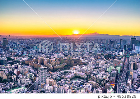 六本木ヒルズからの展望 夕焼け 朝焼け イメージ 【東京都】 六本木ヒルズからの展望 夕焼け 朝焼け イメージ 【東京都】 49538829