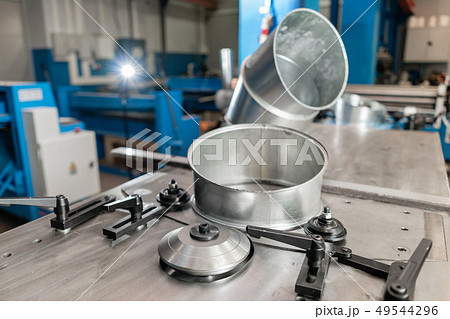 production rolling tool, electric machine. the production of ventilation and gutters. Tool and 49544296