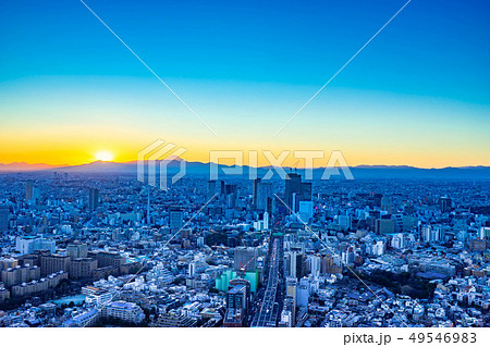 六本木ヒルズからの展望 夕焼け 朝焼け イメージ 【東京都】 六本木ヒルズからの展望 夕焼け 朝焼け イメージ 【東京都】 49546983