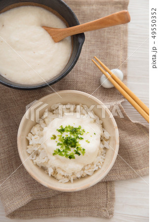 とろろご飯 49550352