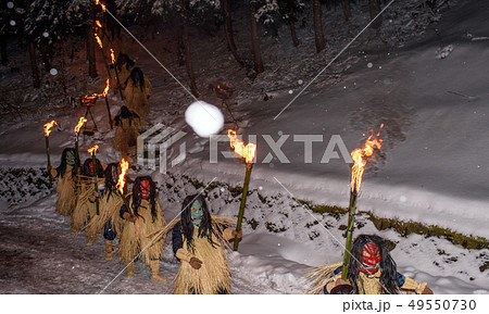 なまはげ下山 秋田県 男鹿半島 なまはげ下山 秋田県 男鹿半島 49550730