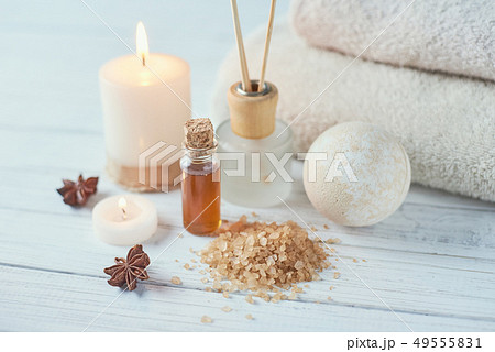 Spa and cosmetic treatment composition 49555831