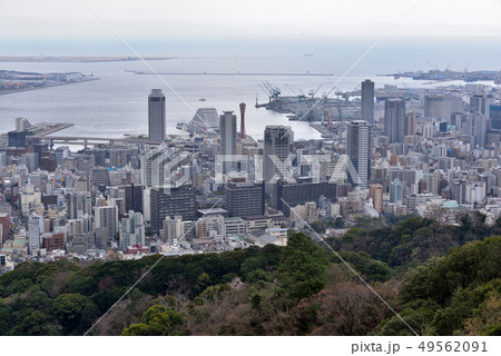 六甲山系市章山から見た神戸市街地 六甲山系市章山から見た神戸市街地 49562091