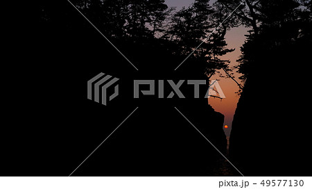 神割崎の朝日 49577130