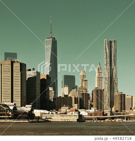 Manhattan downtown skyline 49582718