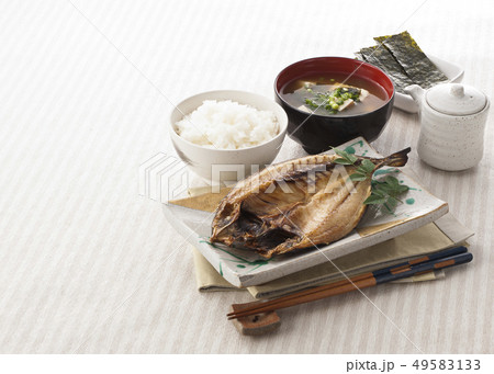 朝食アジのひらき 49583133
