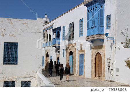 シディ・ブ・サイドの町並み チュニジア チュニス アフリカ シディ・ブ・サイドの町並み チュニジア チュニス アフリカ 49588868