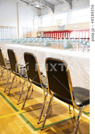 卒業式 会場（来賓席） 49589356