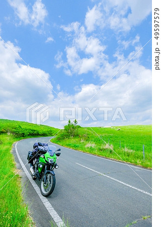 バイク旅 (高原) バイク旅 (高原) 49597579