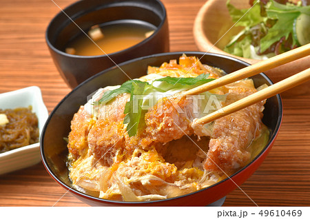 カツ丼 49610469