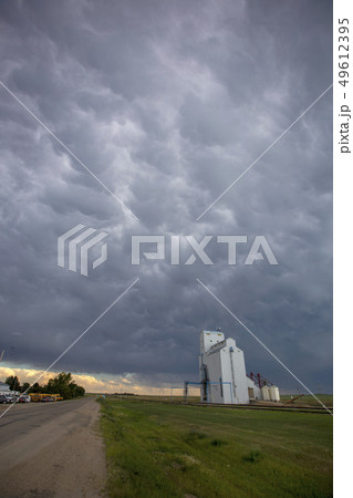 Prairie Storm Clouds 49612395